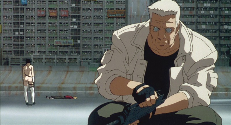 Motoko e Batou em ação.