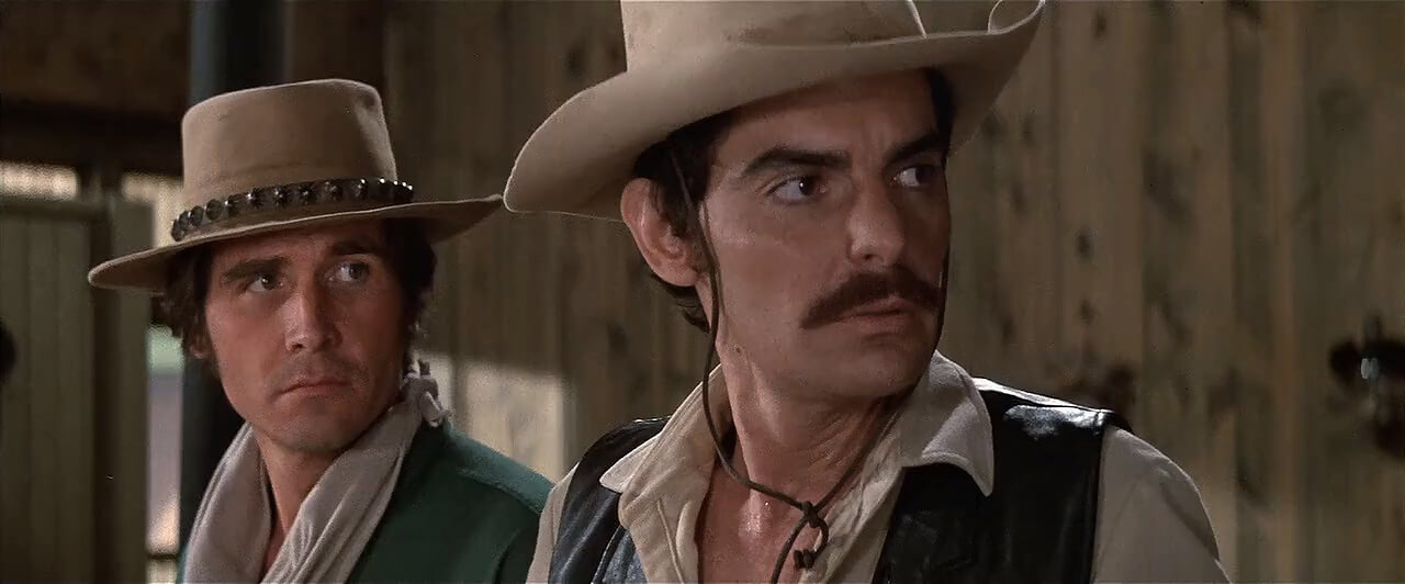 Atores James Brolin e Richard Benjamin no filme Westworld Onde Ninguem Tem Alma