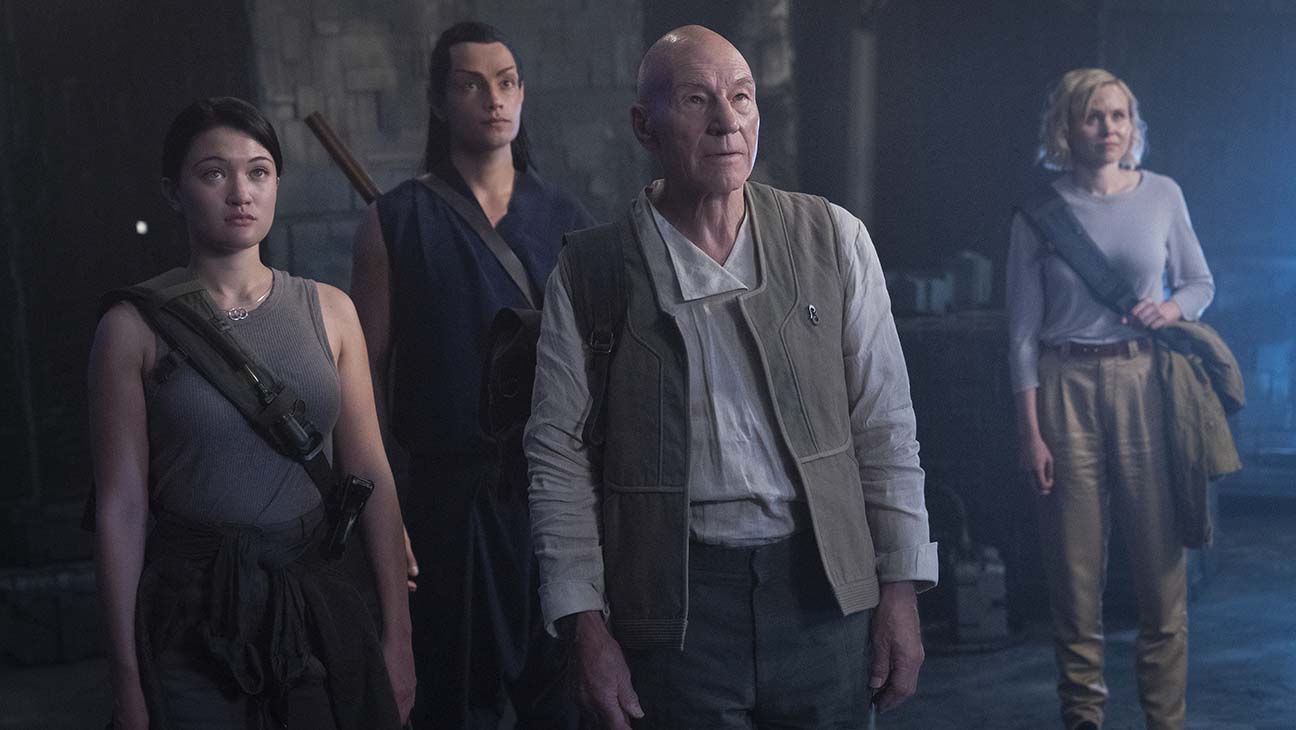 Patrick Stewart e elenco na serie Star Trek Picard